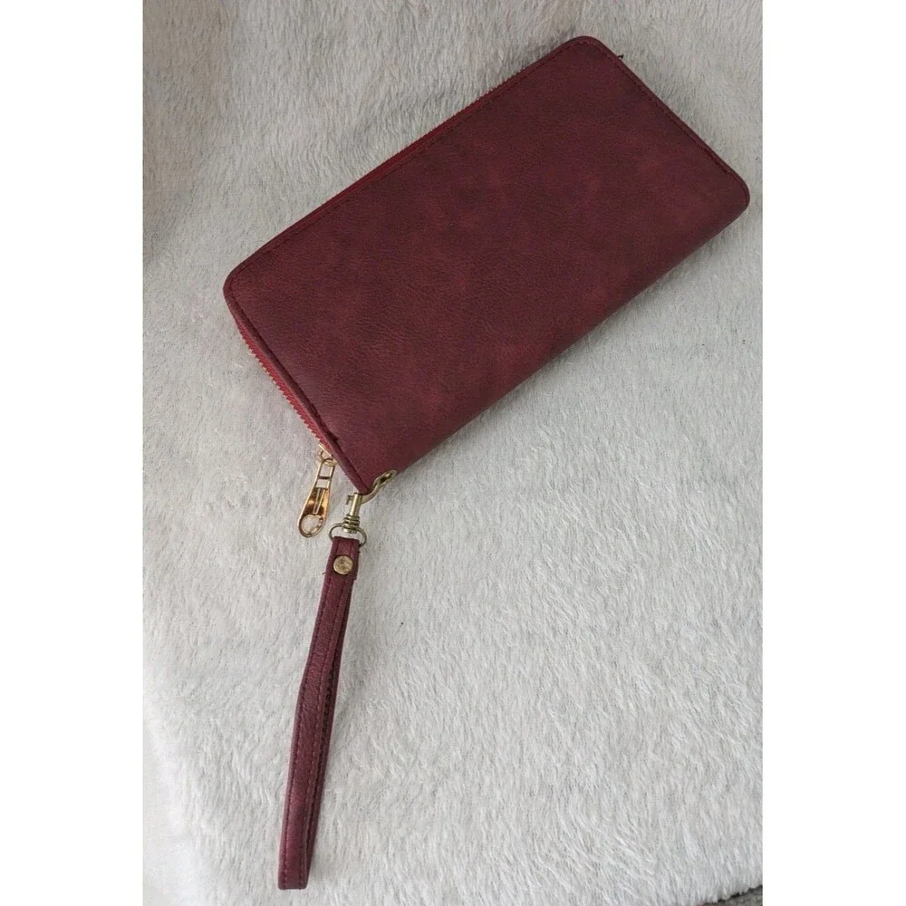 Unbranded Wallet/Wristlet